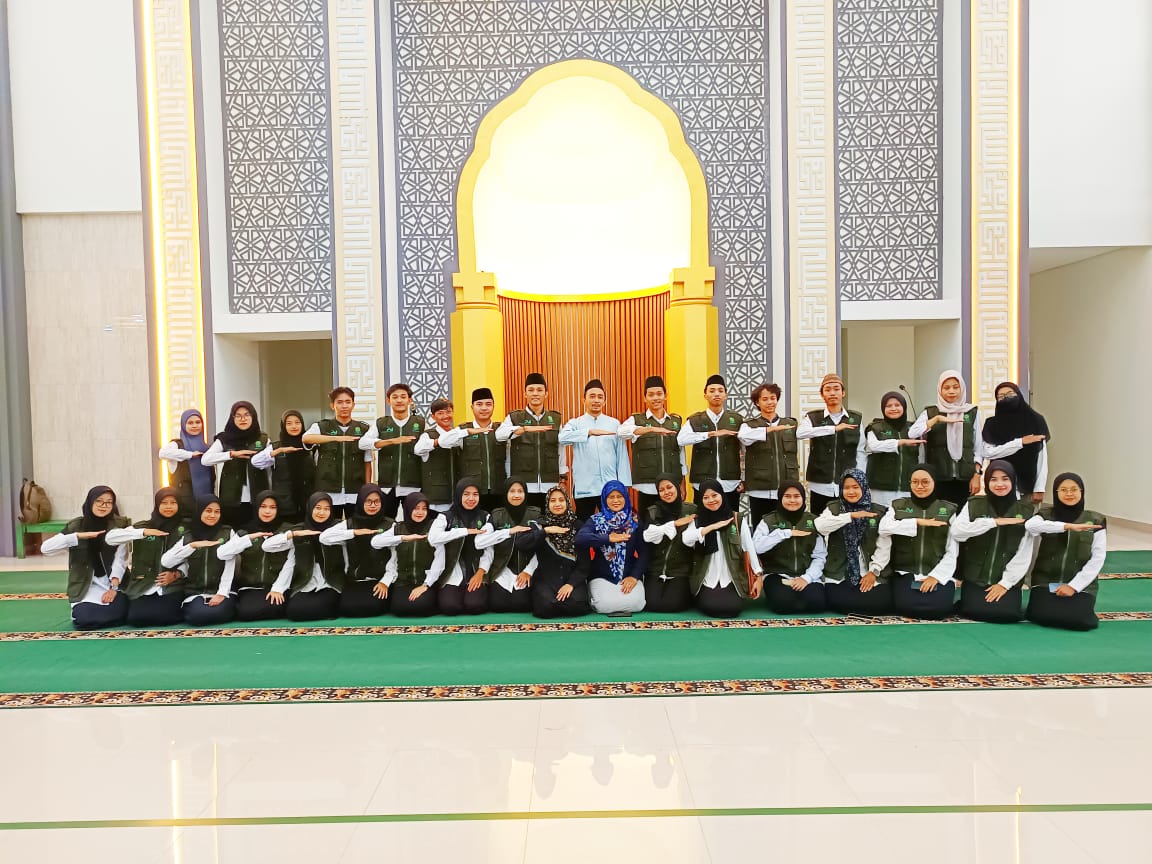PENGUMUMAN PEMBUKAAN PENDATAAN MAHASISWA CALON PESERTA KKN  YANG PERNAH CUTI KULIAH 1 SEMESTER